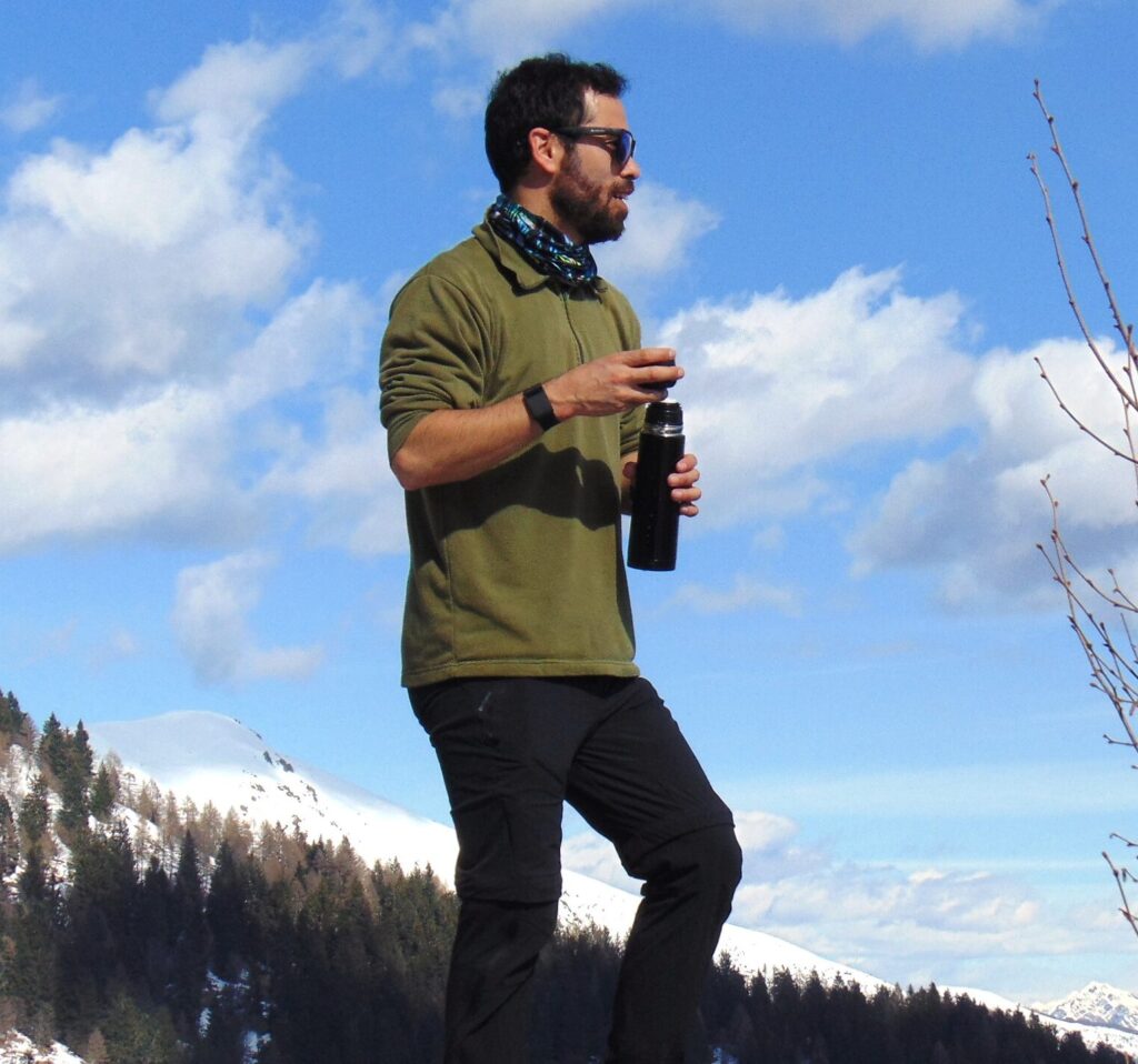 Giovanni Mele, mede-oprichter van Cima del BenEssere tijdens een trail in Curgei